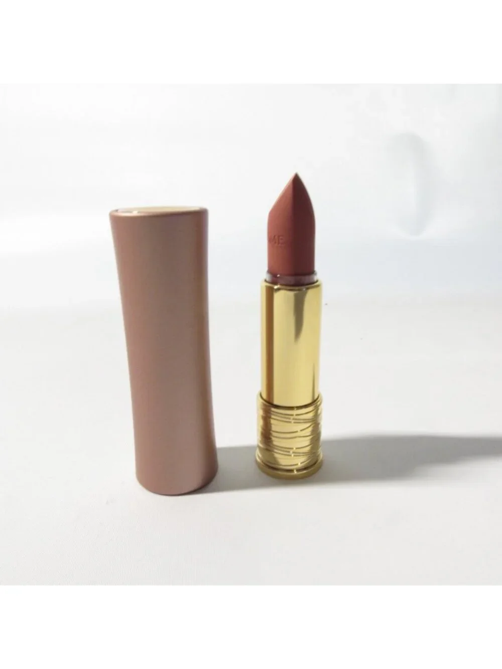 Lancome 210 Unspoken Feelings Intimate Matte Lipstick Full Size .12 oz. New
